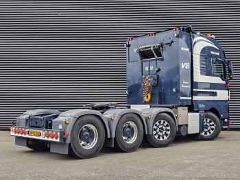 TGX 41.680 8X4/4 BLS / WSK - 250 T / RETARDER